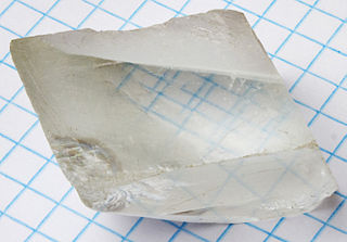 320px-Crystal_on_graph_paper.jpg
